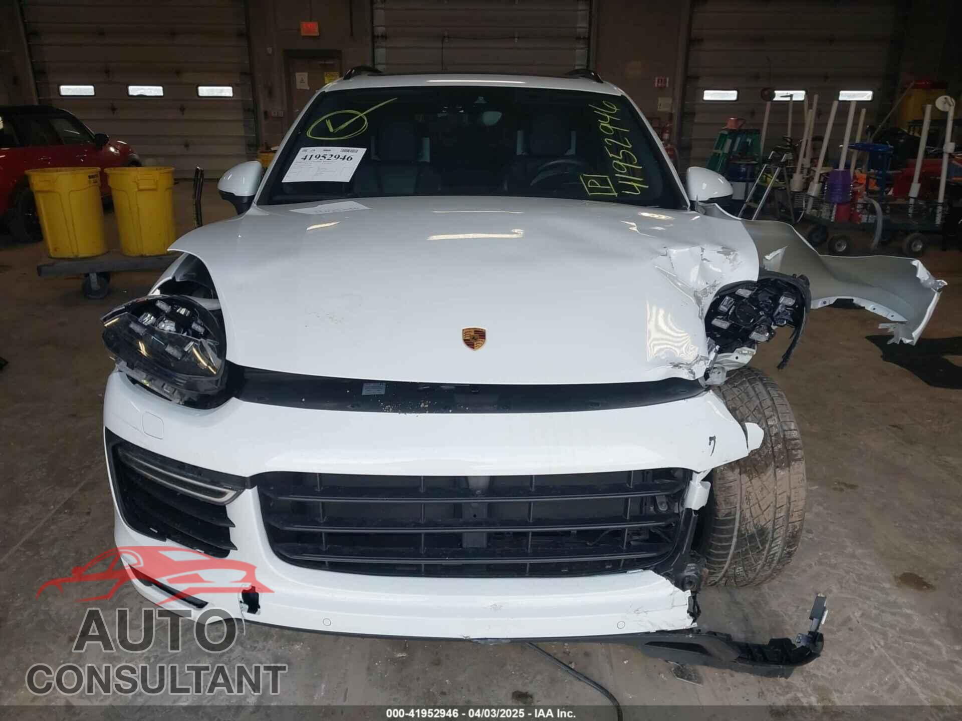 PORSCHE CAYENNE 2017 - WP1AC2A25HLA92500