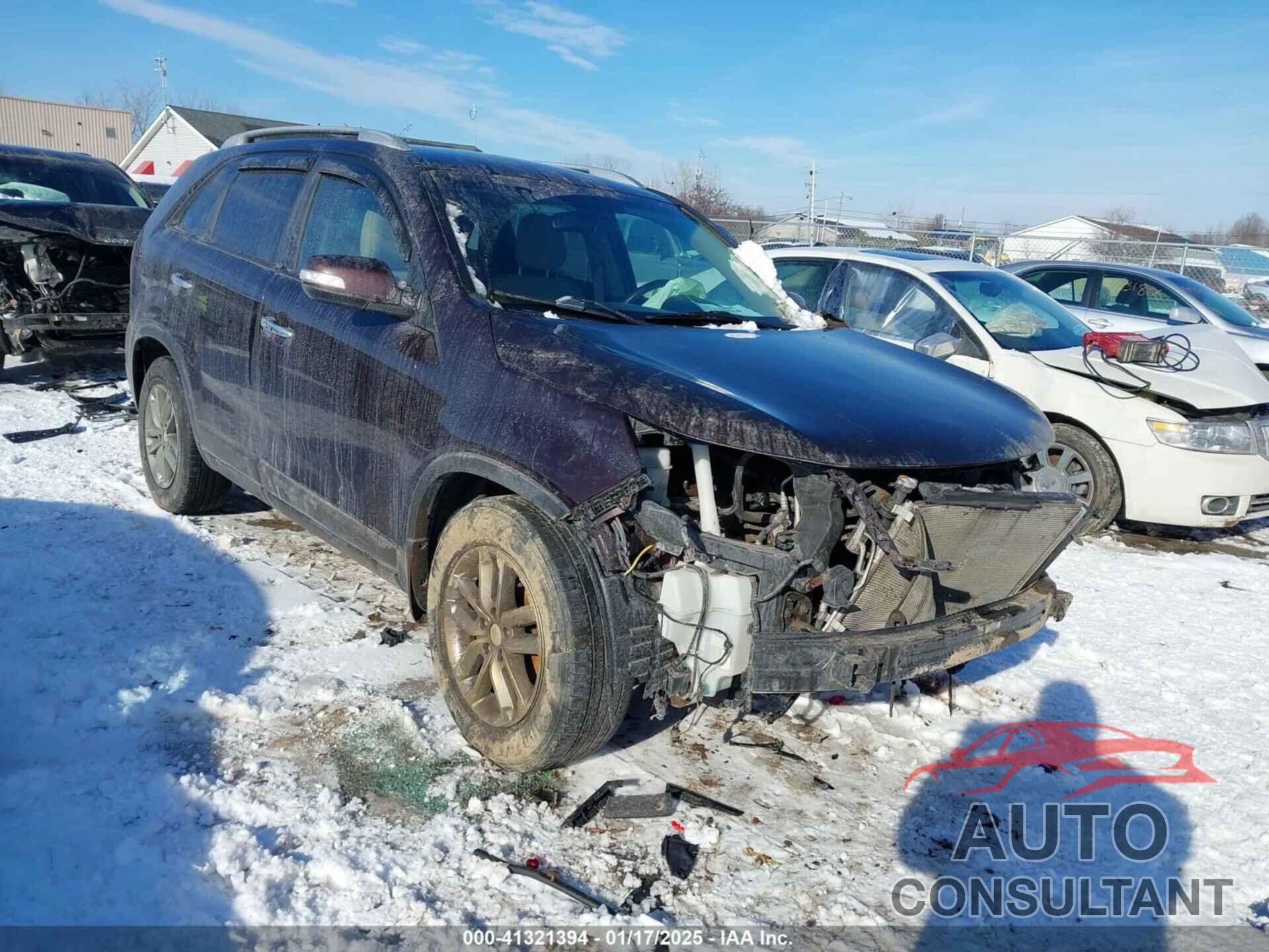 KIA SORENTO 2014 - 5XYKT3A69EG437856