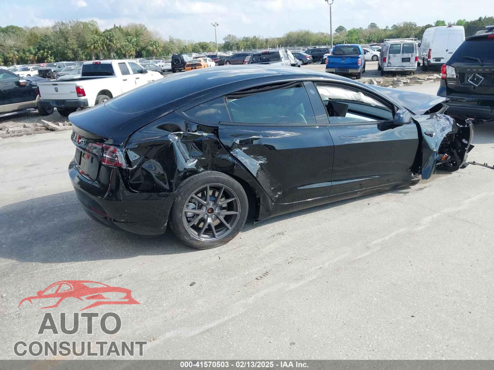 TESLA MODEL 3 2023 - 5YJ3E1EA9PF696181