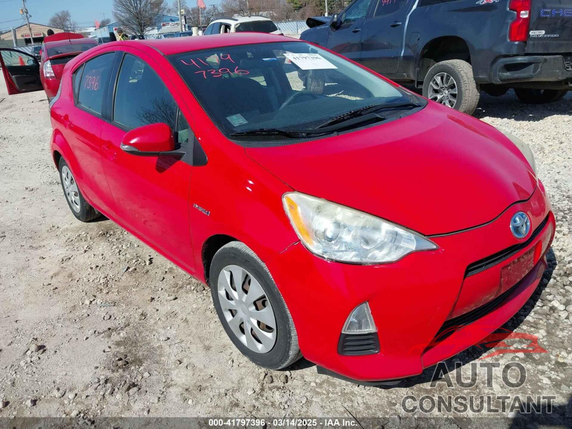 TOYOTA PRIUS C 2013 - JTDKDTB33D1047674