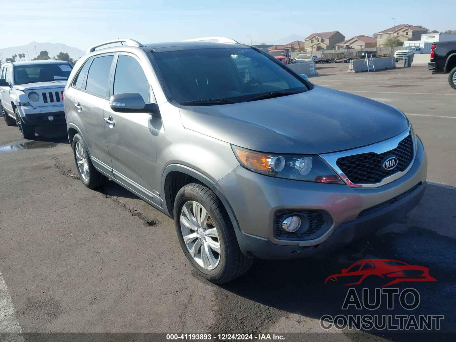 KIA SORENTO 2011 - 5XYKUDA27BG095660