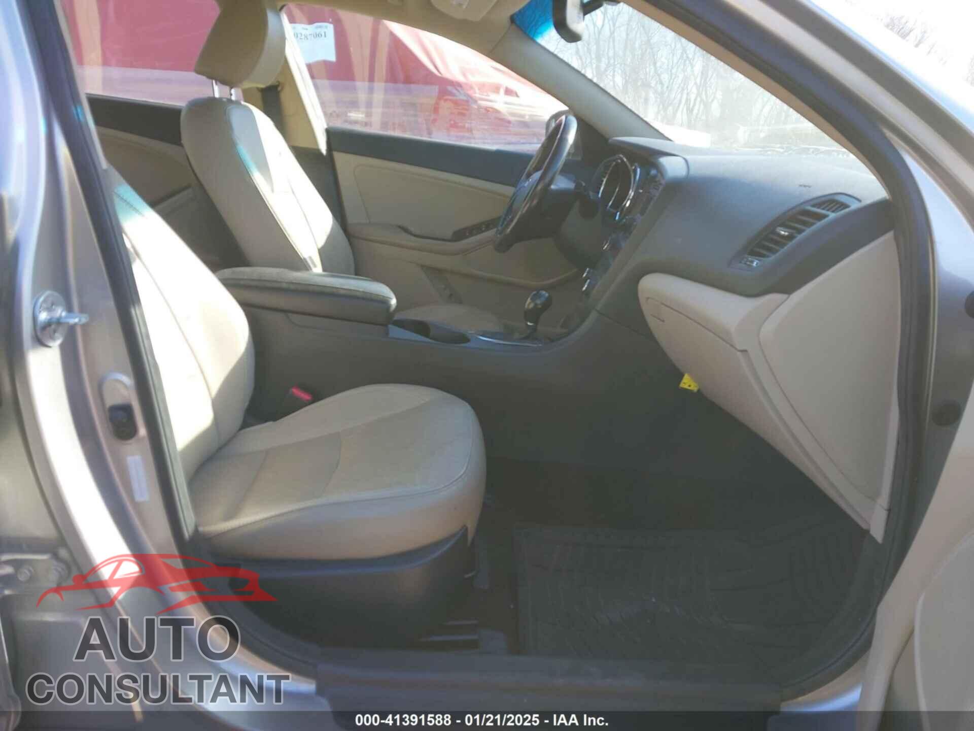 KIA OPTIMA 2012 - 5XXGN4A79CG050935