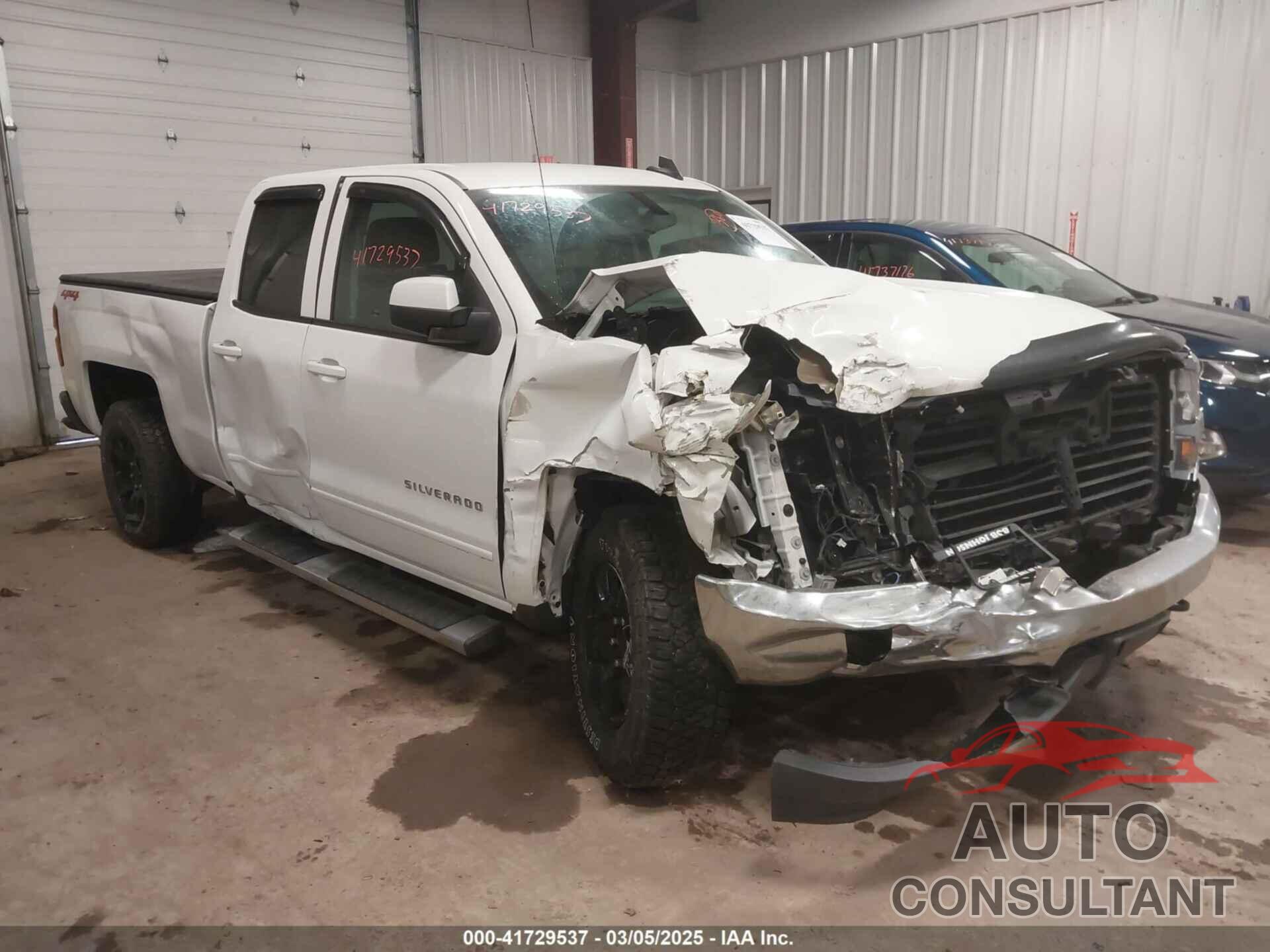 CHEVROLET SILVERADO 1500 2018 - 2GCVKREC6J1109169