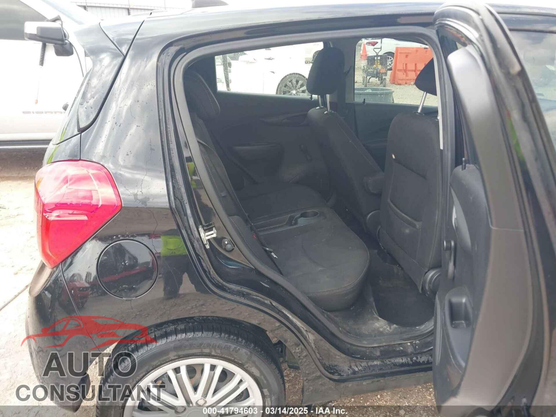 CHEVROLET SPARK 2017 - KL8CB6SA4HC822500