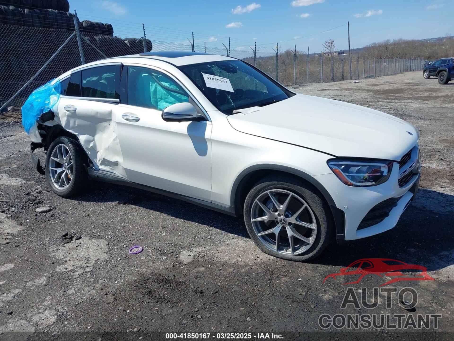 MERCEDES-BENZ GLC 300 2022 - W1N0J8EB1NG026331