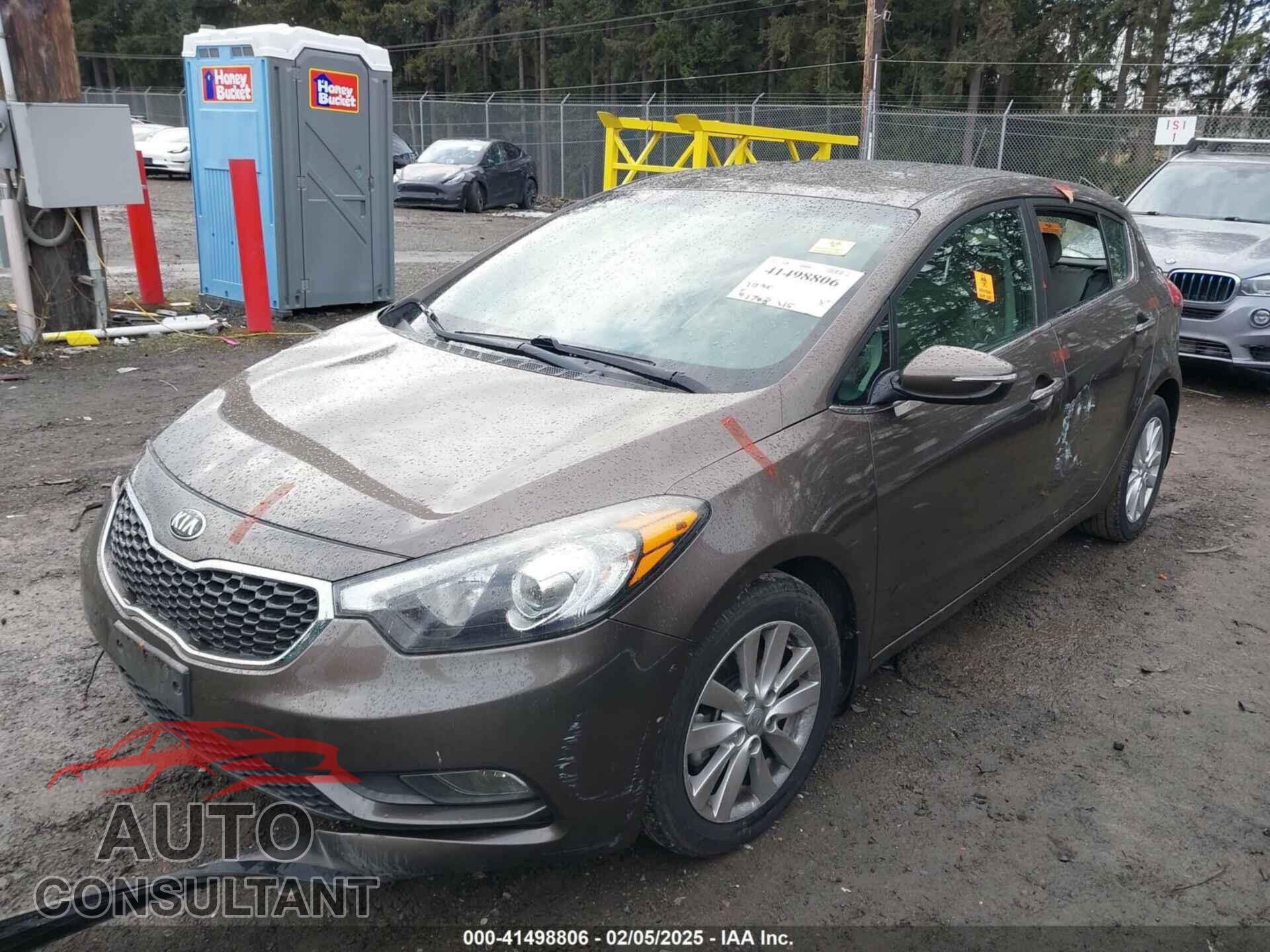 KIA FORTE 2015 - KNAFX5A85F5289490