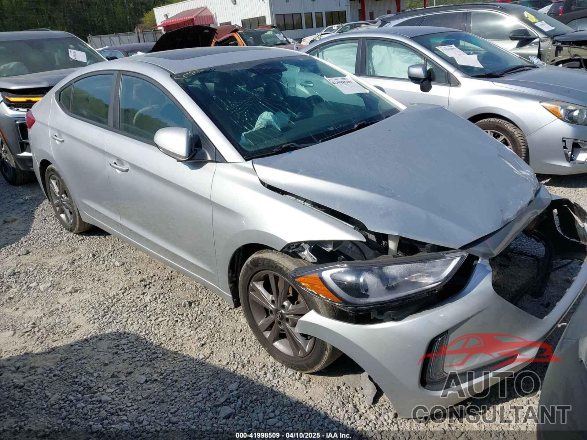HYUNDAI ELANTRA 2018 - 5NPD84LFXJH383175