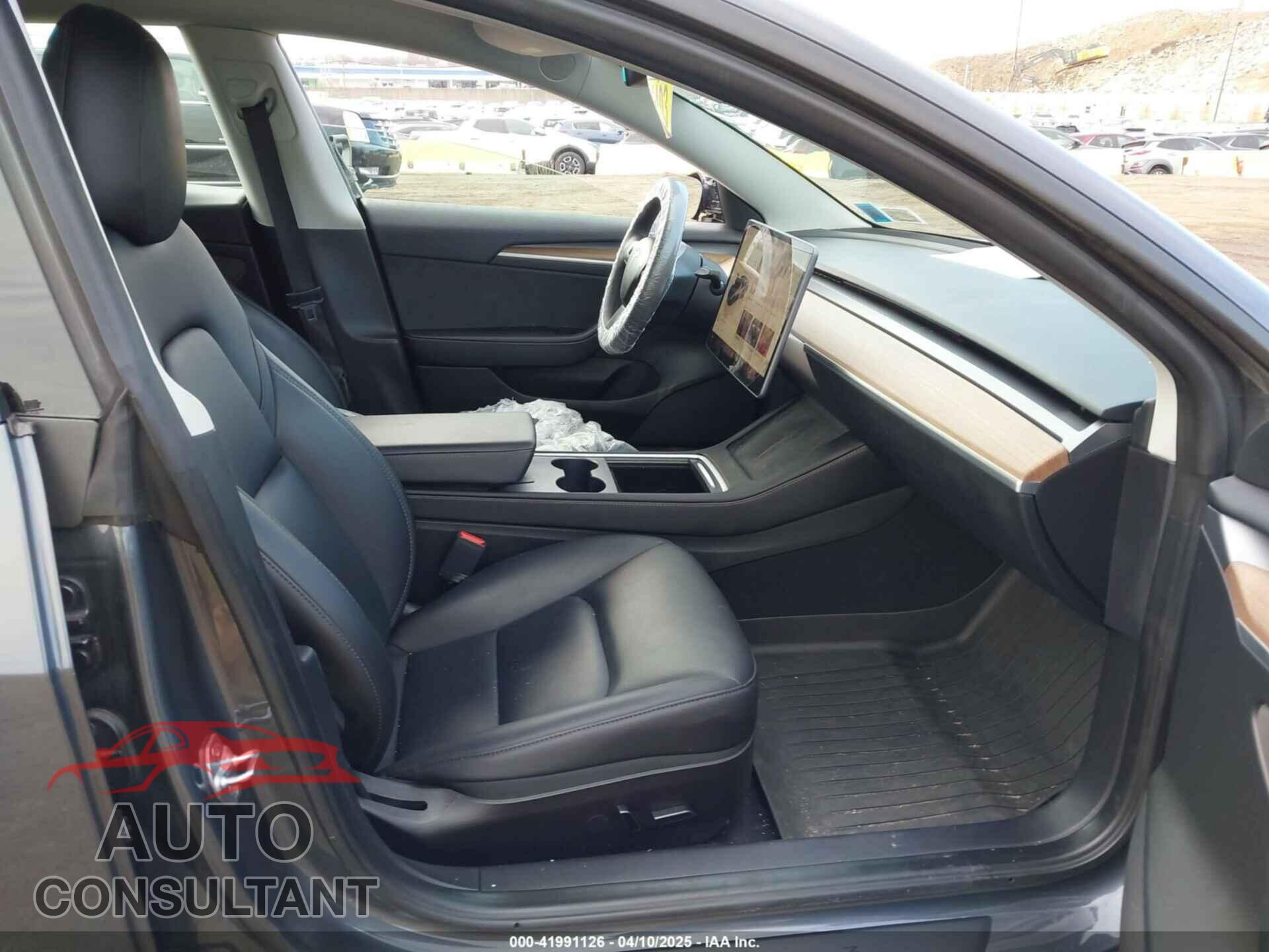 TESLA MODEL 3 2023 - 5YJ3E1EA3PF400765