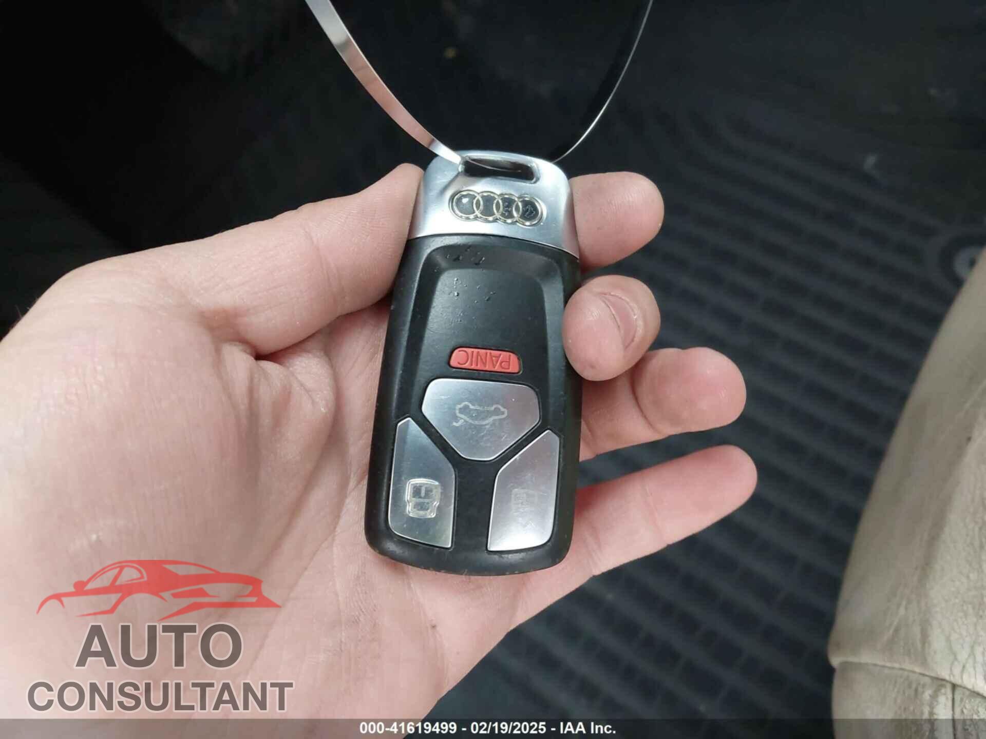 AUDI A4 2017 - WAUKMAF46HN056260