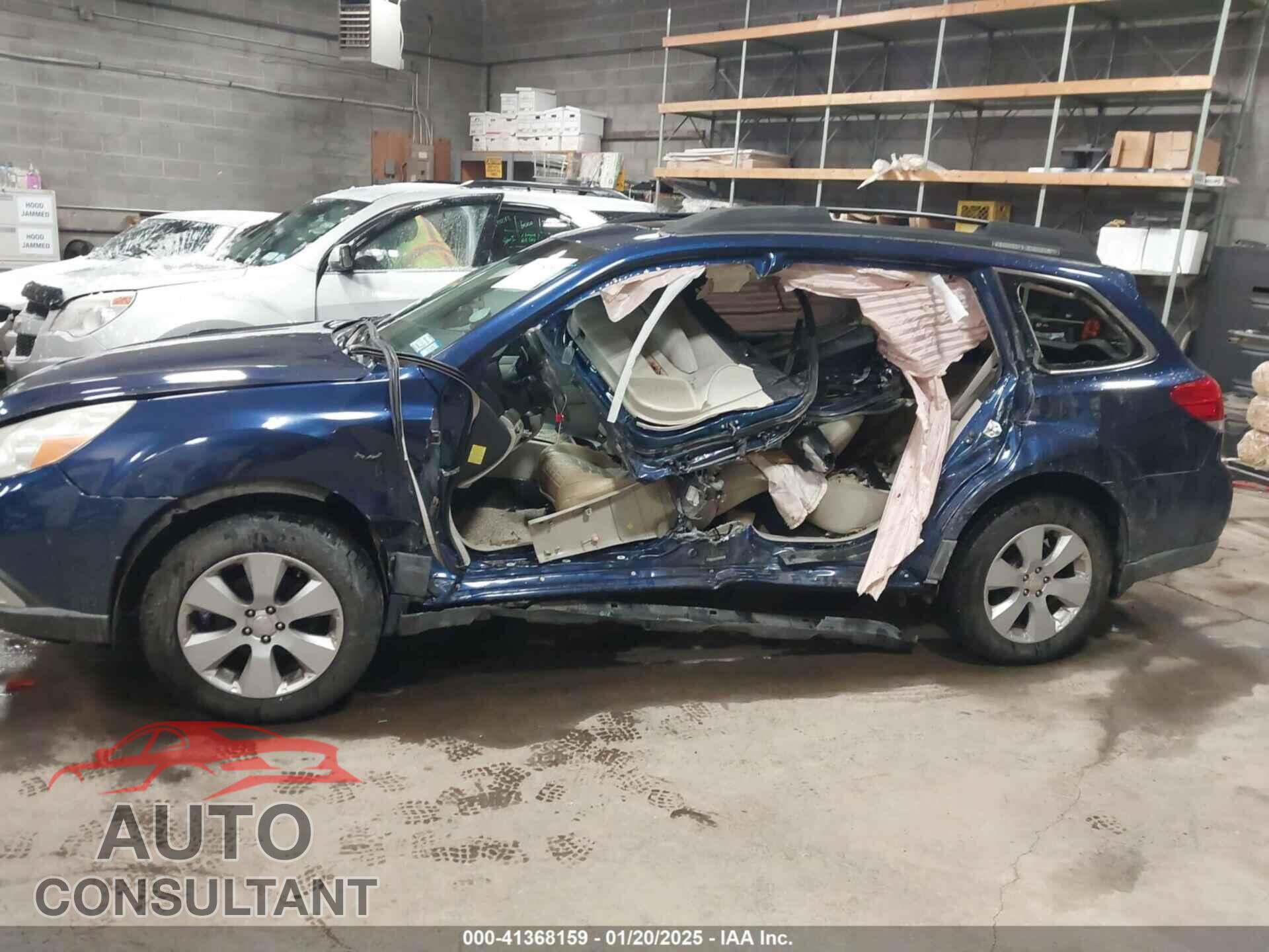SUBARU OUTBACK 2011 - 4S4BRBGC4B3439905