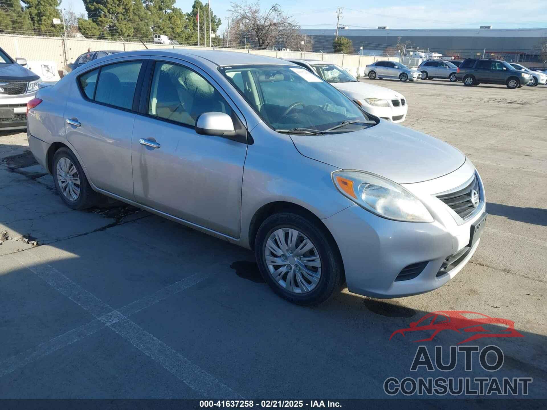 NISSAN VERSA 2013 - 3N1CN7AP0DL887744