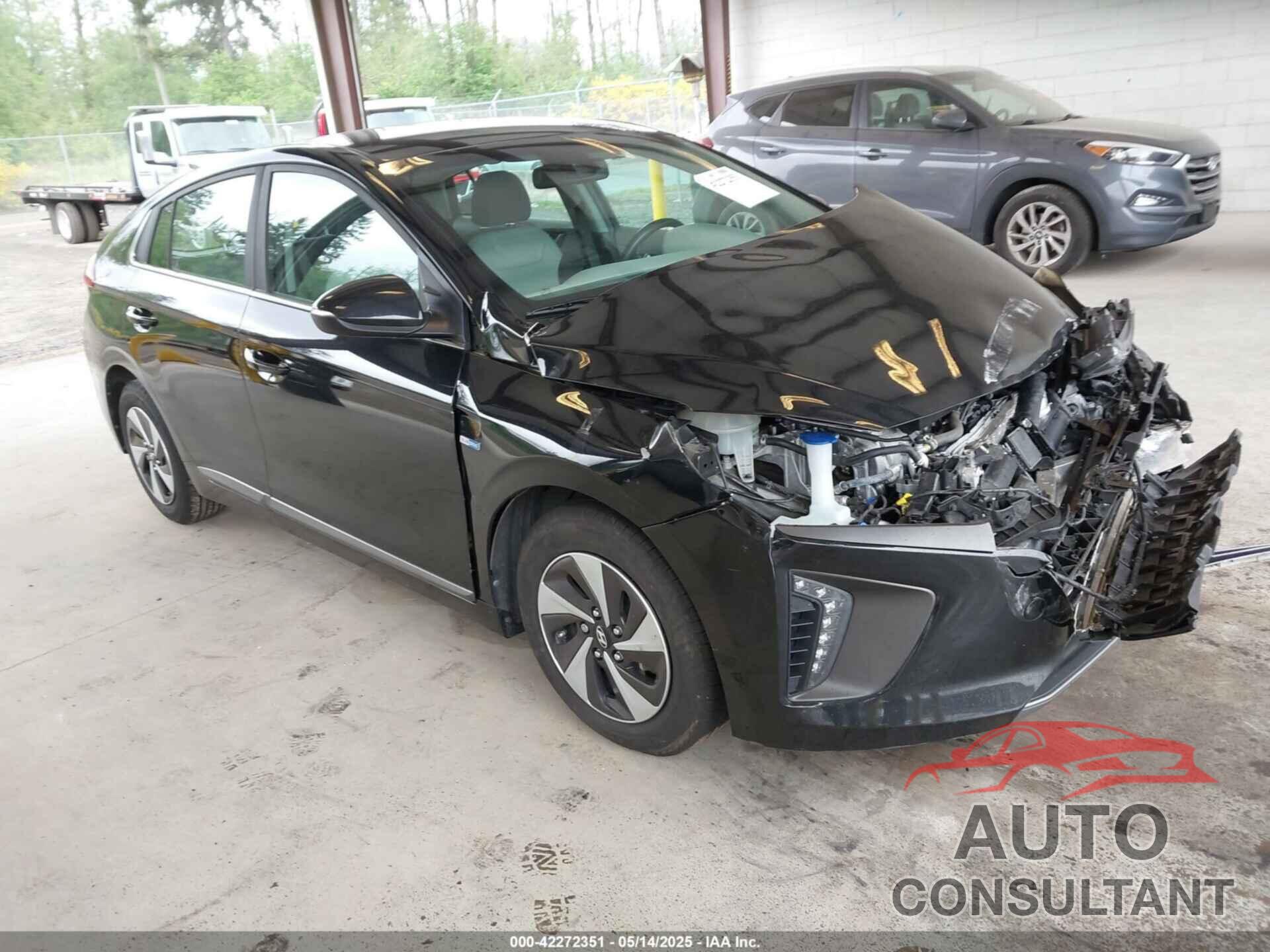 HYUNDAI IONIQ HYBRID 2018 - KMHC75LC7JU094198