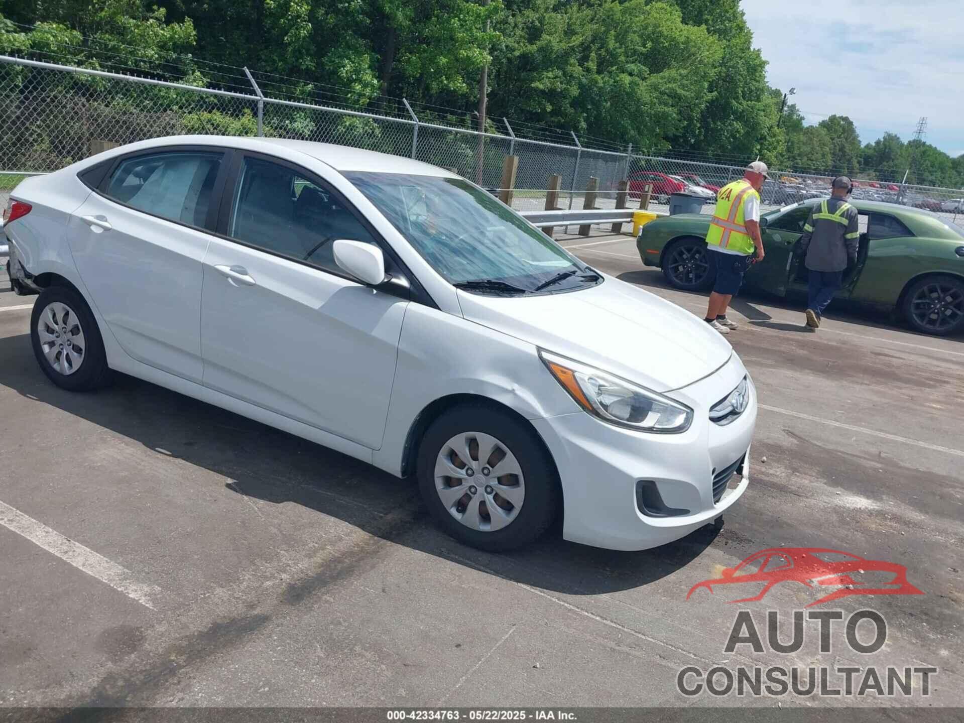 HYUNDAI ACCENT 2017 - KMHCT4AE0HU380673