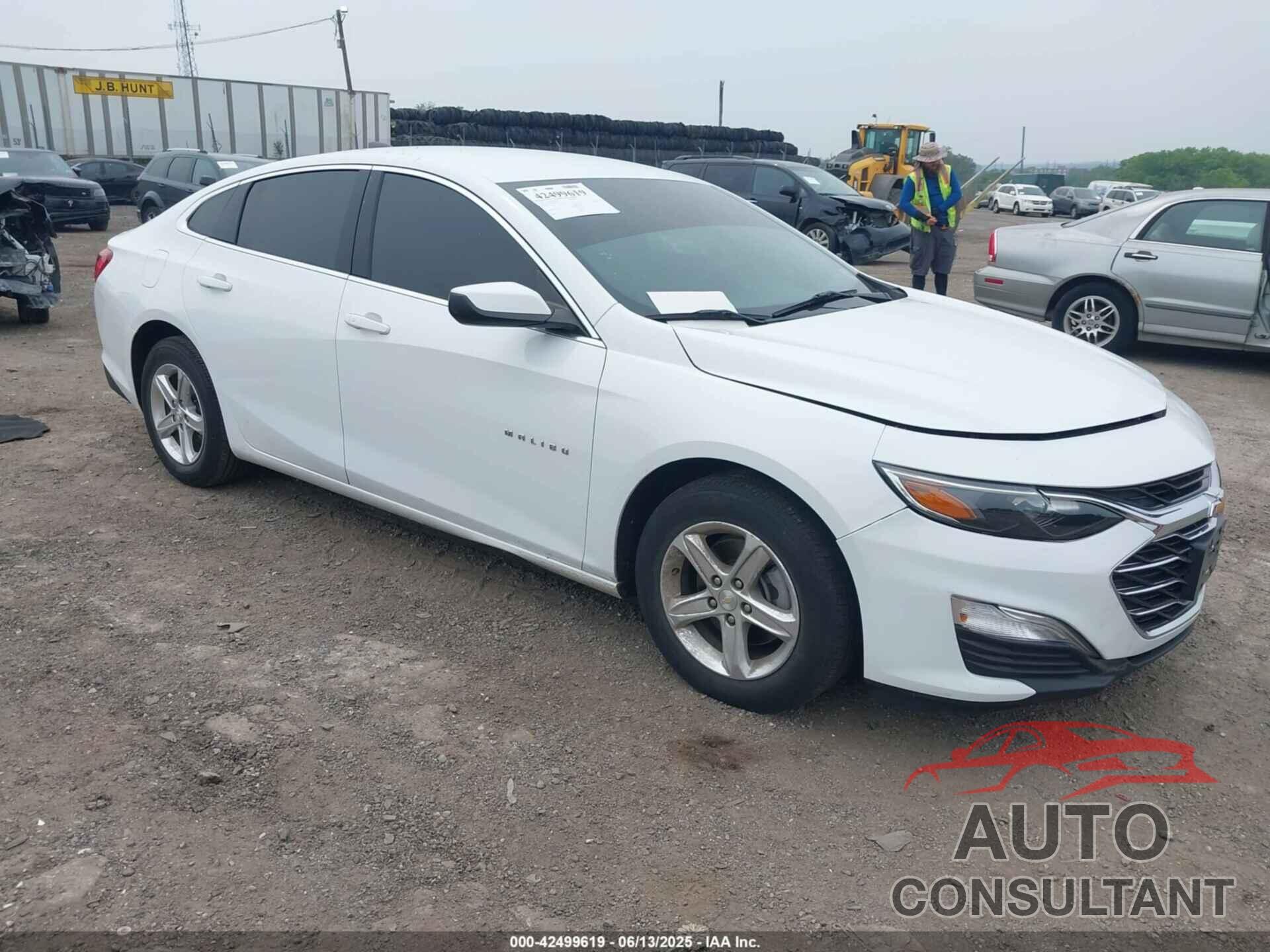 CHEVROLET MALIBU 2021 - 1G1ZB5ST6MF044358