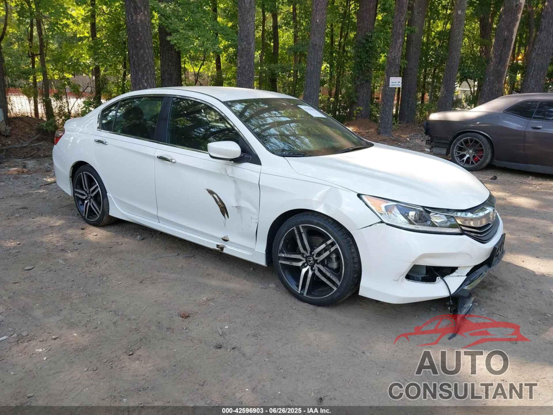 HONDA ACCORD 2017 - 1HGCR2F15HA155536