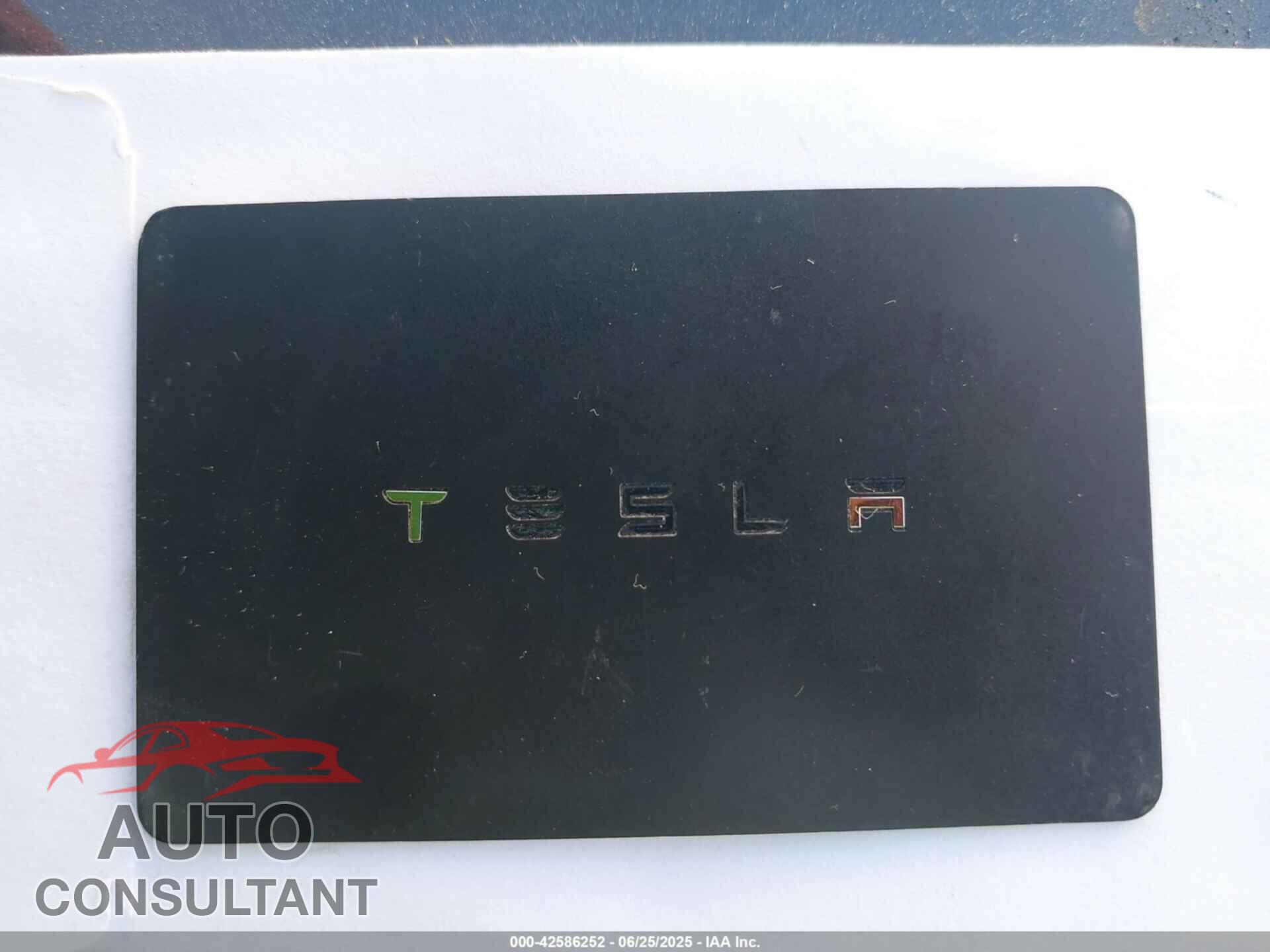 TESLA MODEL 3 2019 - 5YJ3E1EB7KF195274