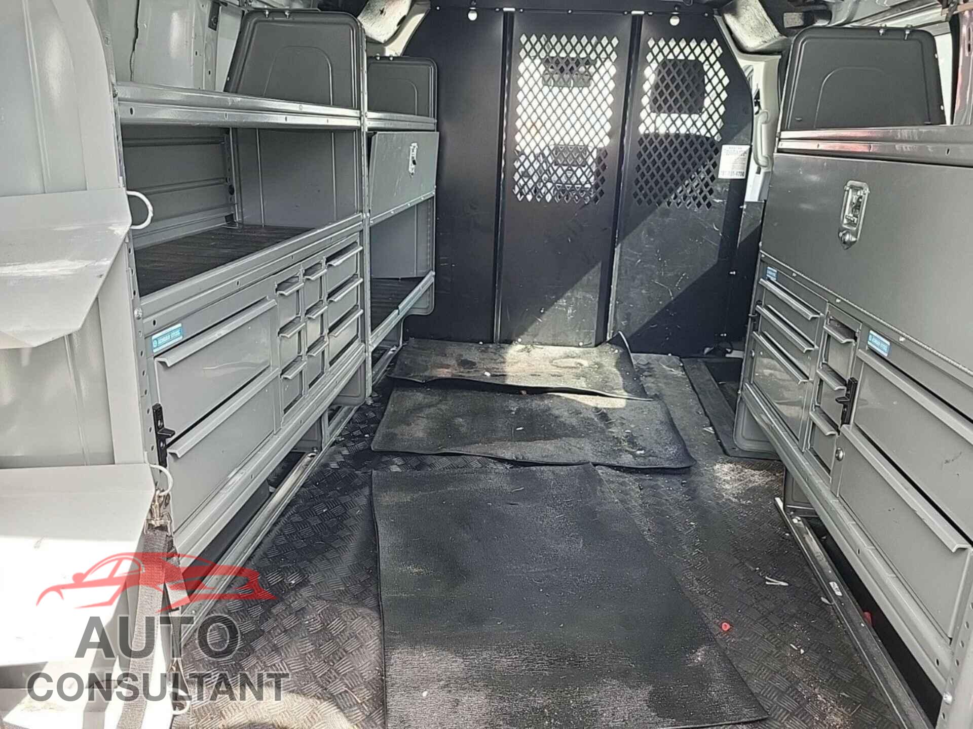 FORD TRANSIT 2019 - 1FTYR1YM2KKB51144