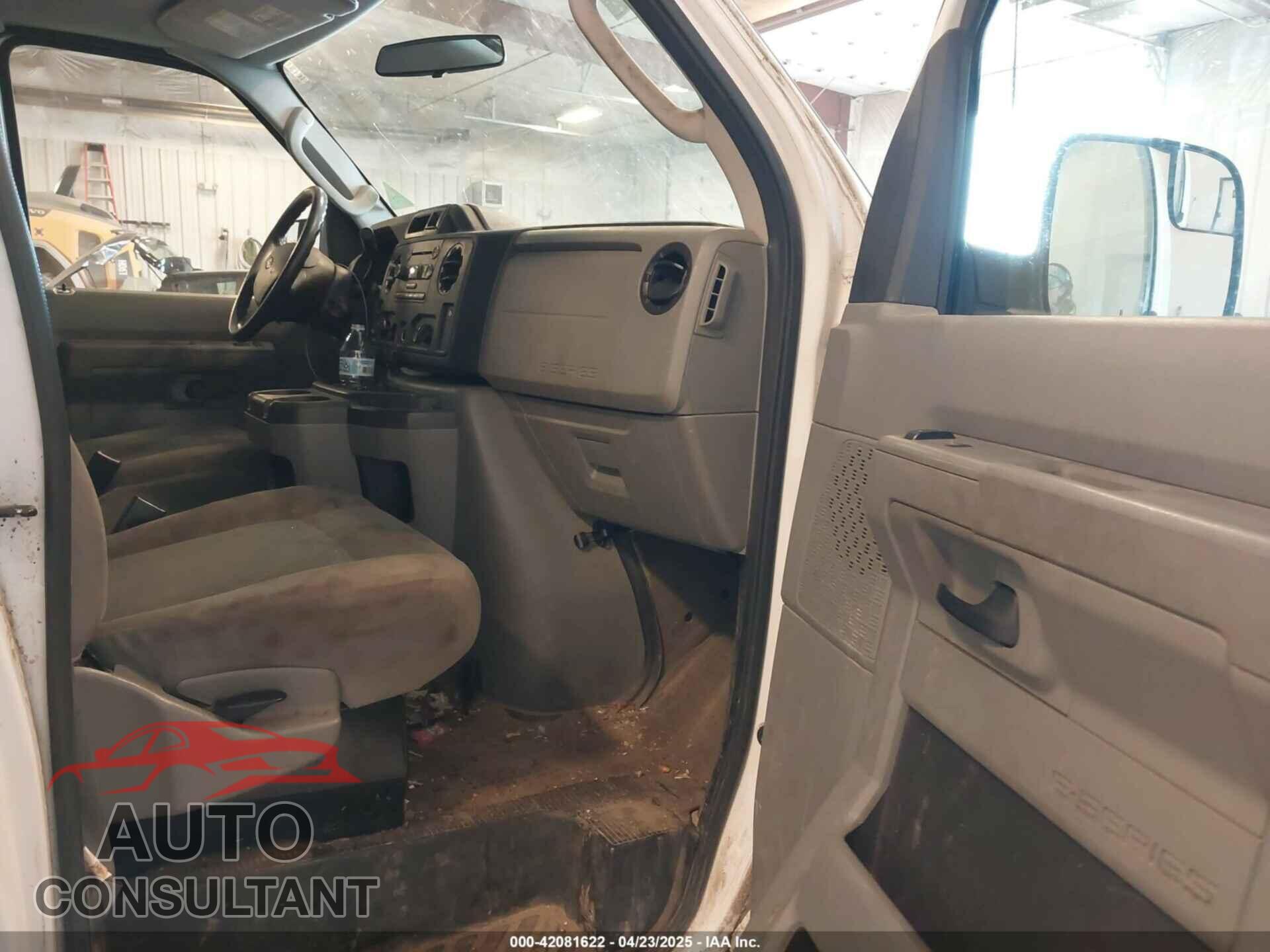 FORD E-350 SUPER DUTY 2014 - 1FBSS3BL8EDB04056