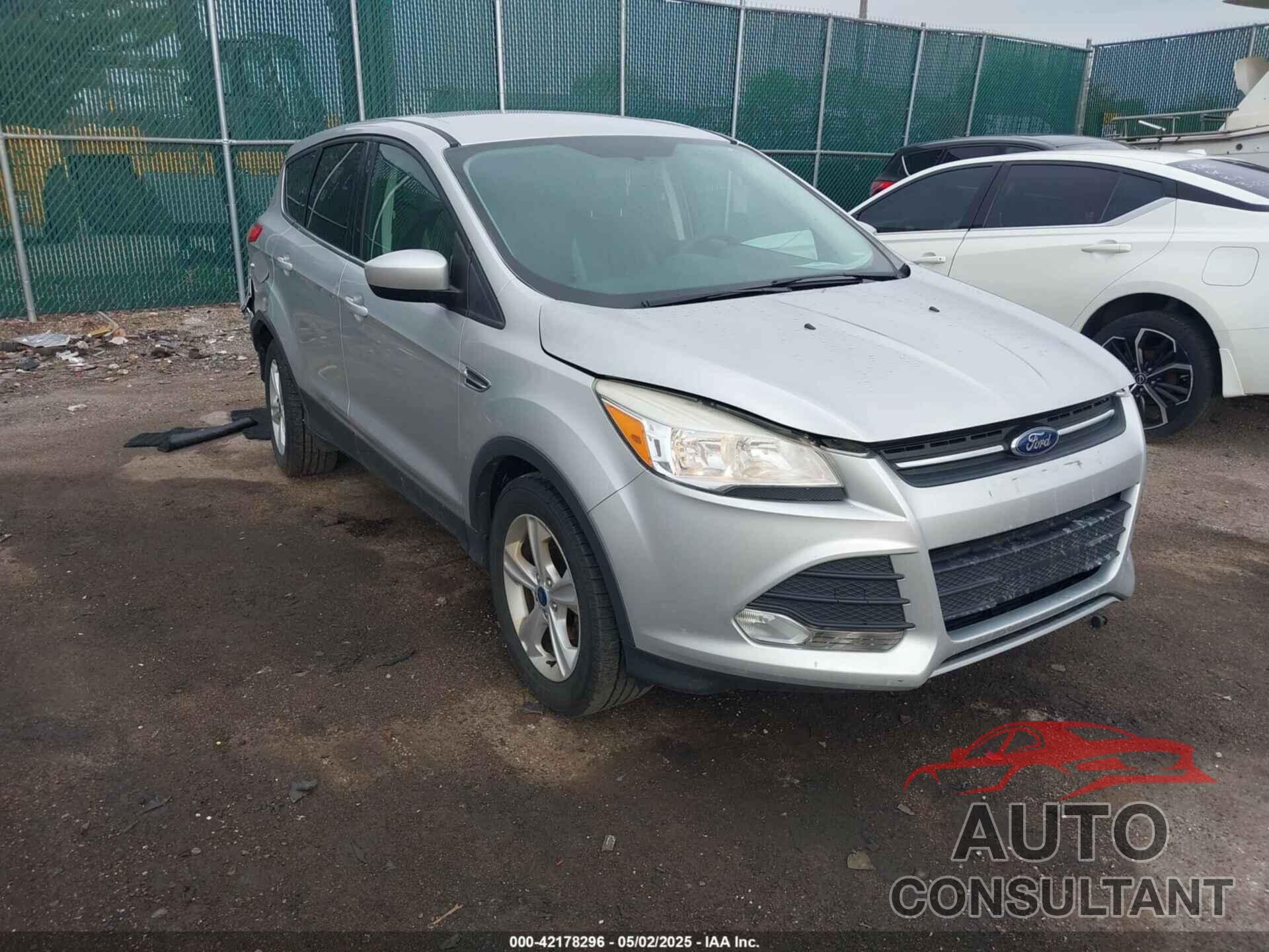 FORD ESCAPE 2014 - 1FMCU0GX1EUC00661