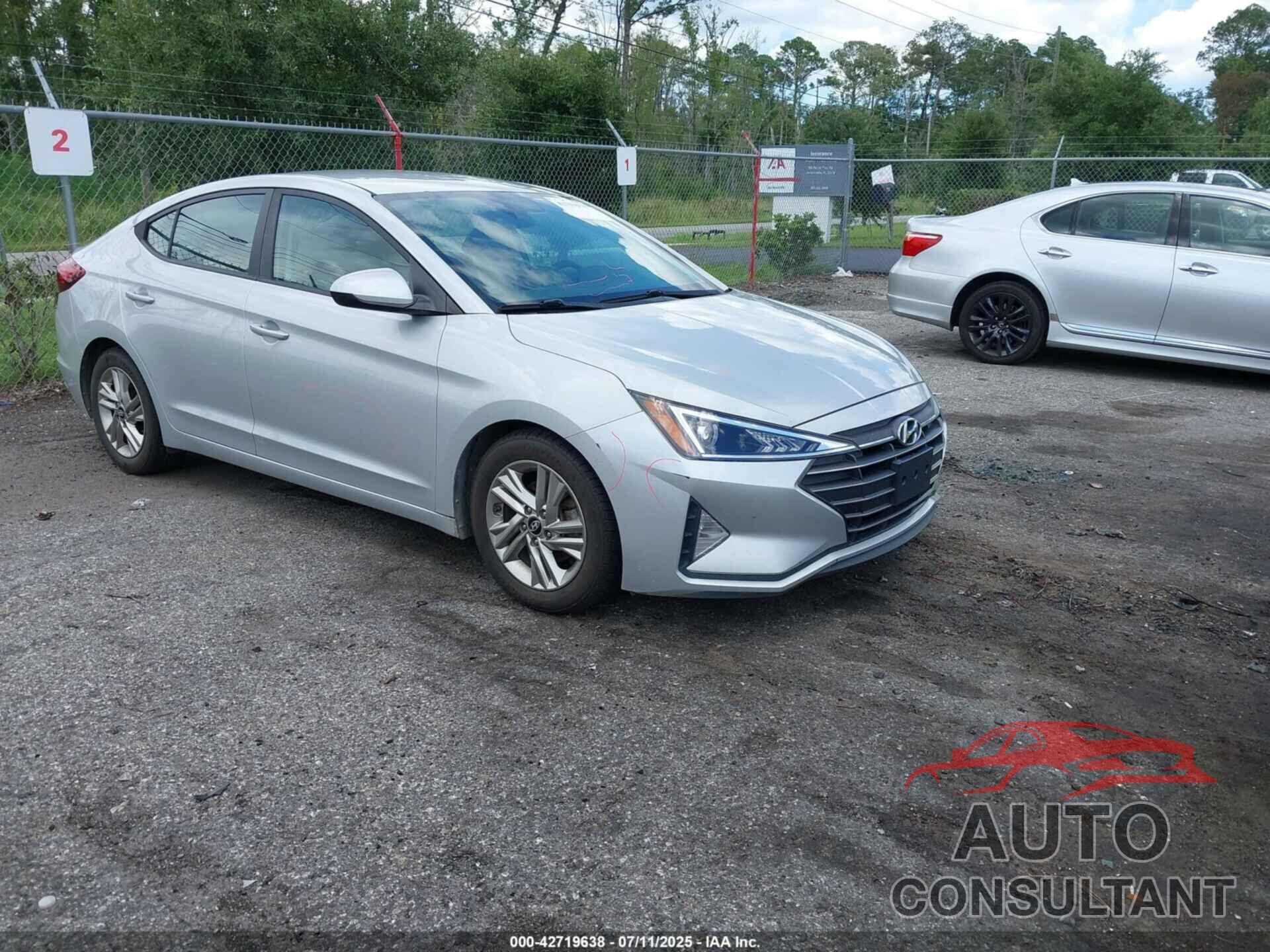 HYUNDAI ELANTRA 2019 - 5NPD84LF9KH430374