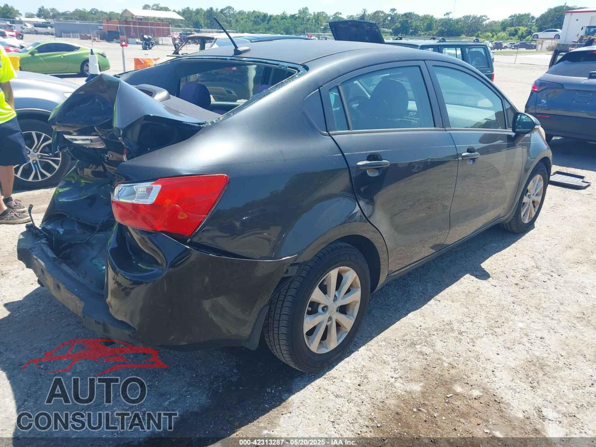 KIA RIO 2013 - KNADN4A32D6119638