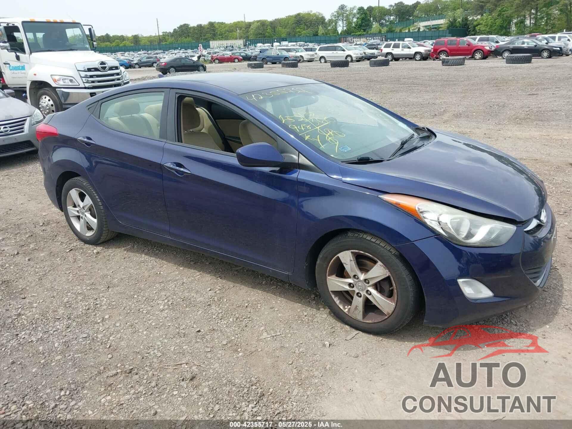 HYUNDAI ELANTRA 2013 - 5NPDH4AE8DH229420