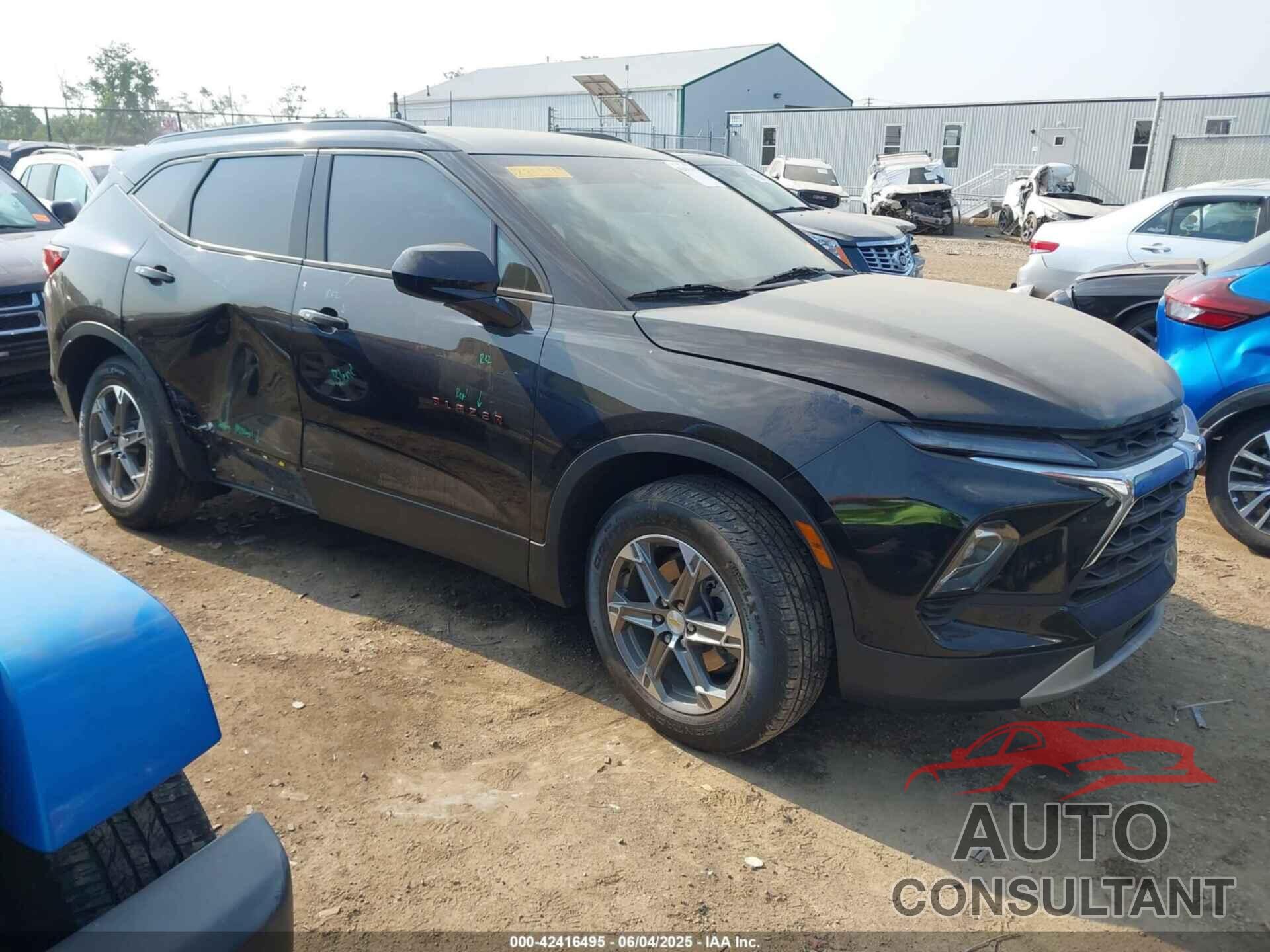 CHEVROLET BLAZER 2023 - 3GNKBCR45PS220593