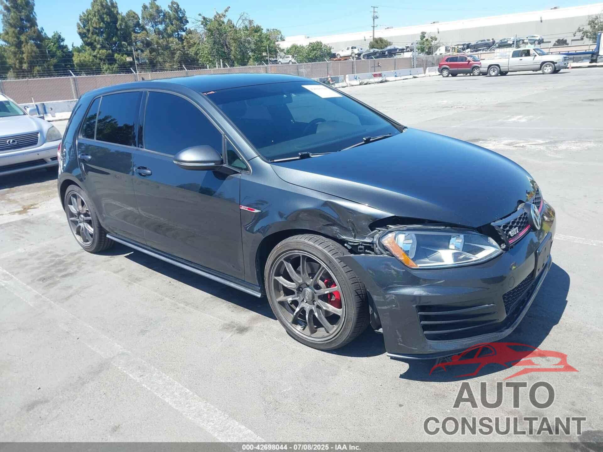 VOLKSWAGEN GOLF GTI 2017 - 3VW4T7AU0HM052396