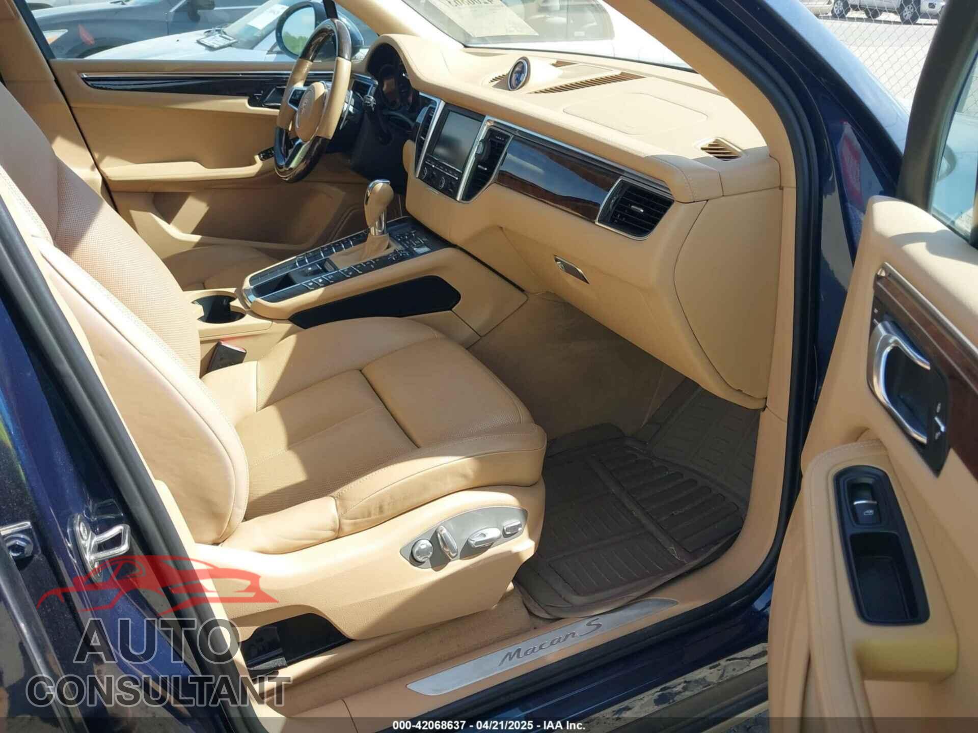 PORSCHE MACAN 2015 - WP1AB2A55FLB67075