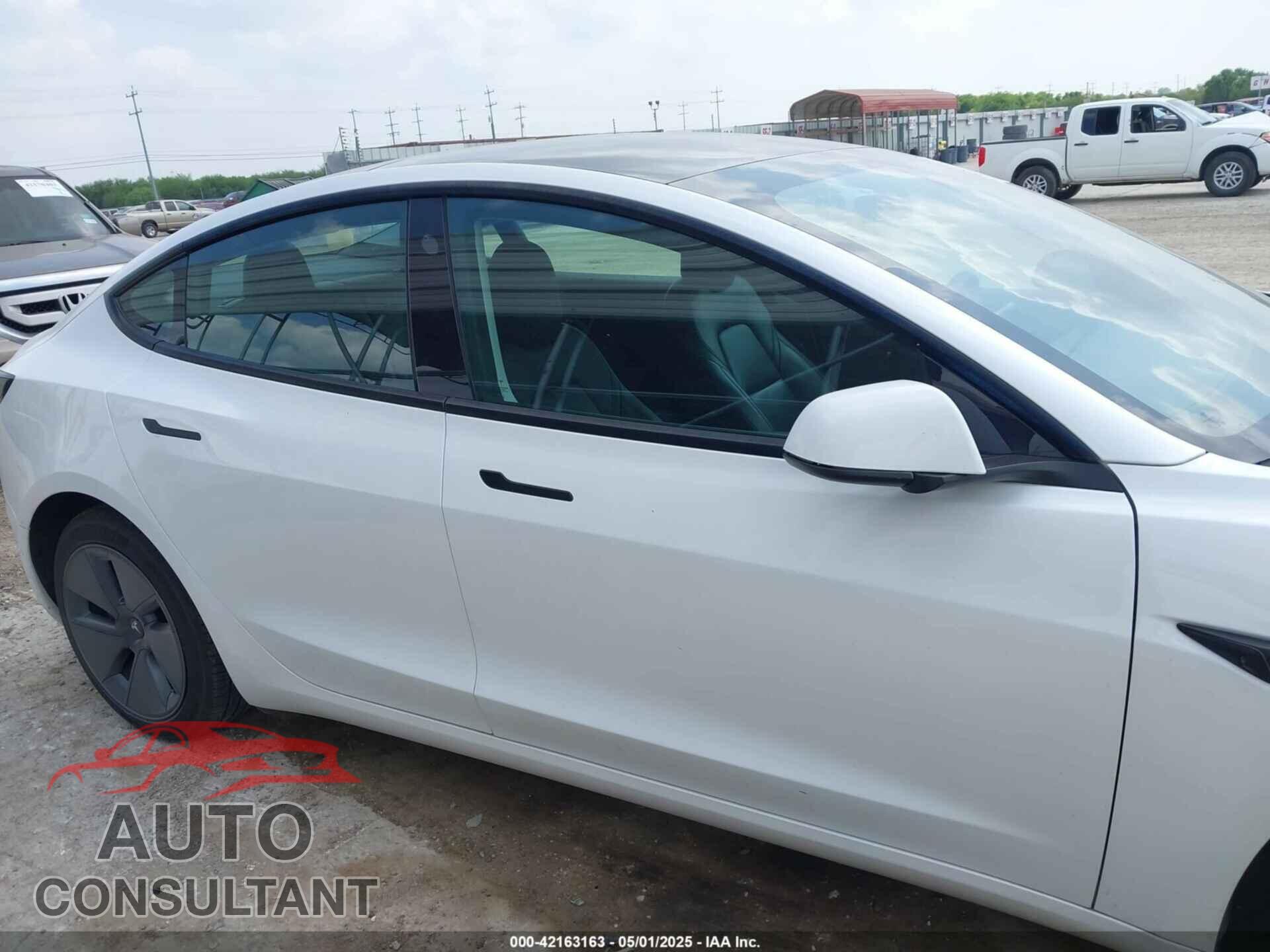 TESLA MODEL 3 2021 - 5YJ3E1EA7MF047538