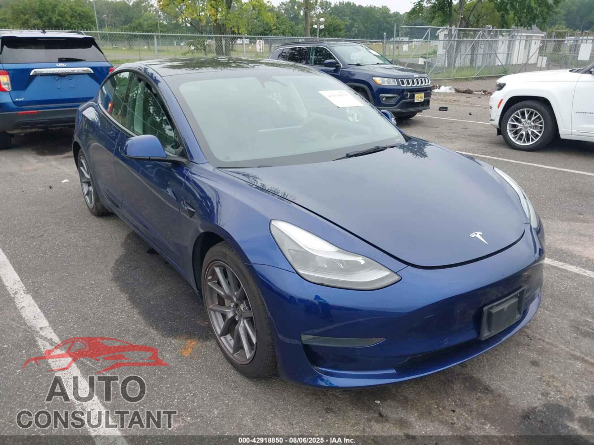 TESLA MODEL 3 2022 - 5YJ3E1EB4NF190926