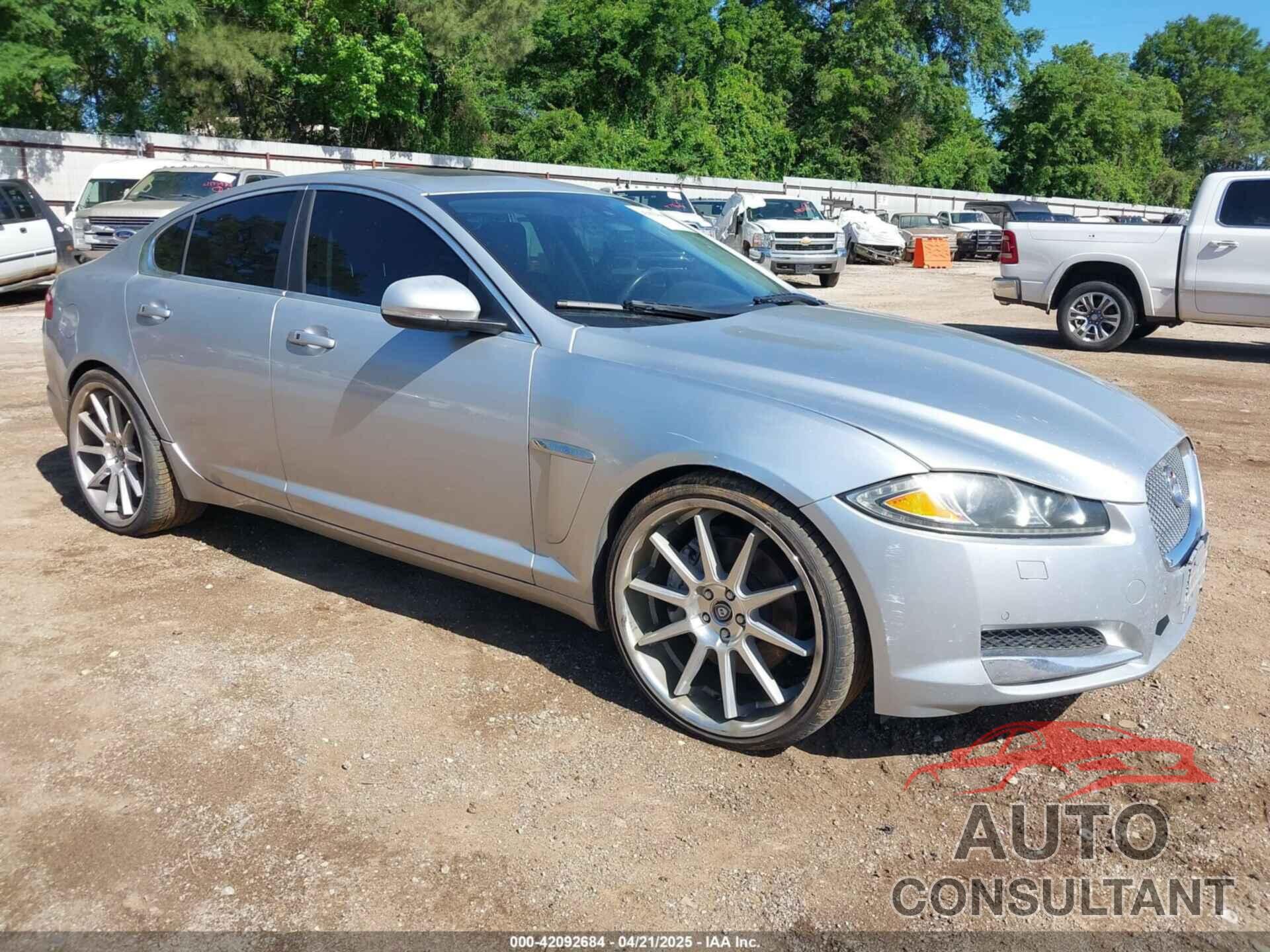 JAGUAR XF 2015 - SAJWA0FS6FPU73001