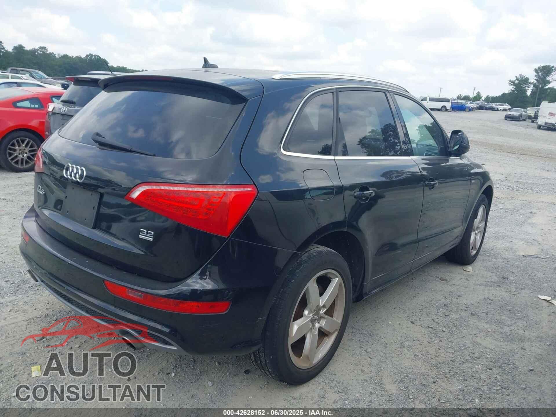AUDI Q5 2011 - WA1DKAFP2BA024989