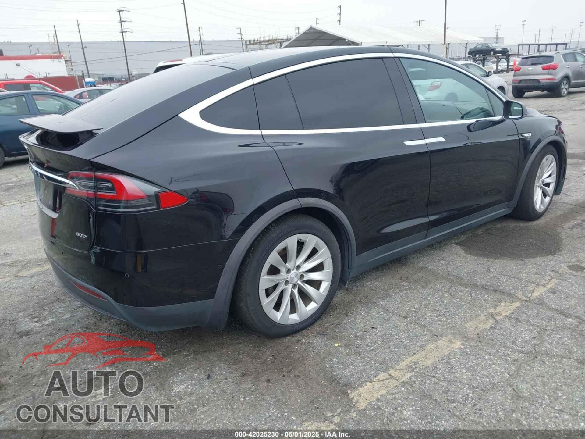 TESLA MODEL X 2016 - 5YJXCBE2XGF019095