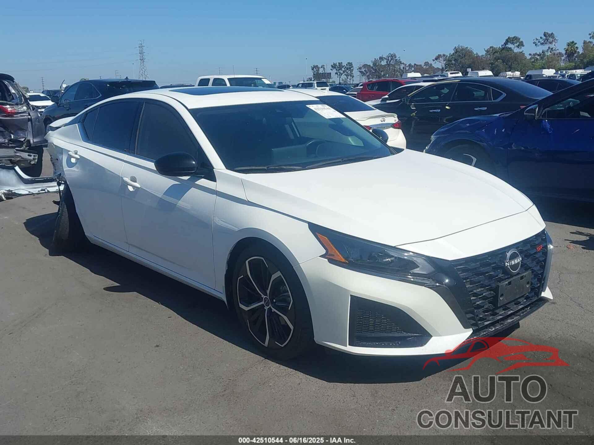 NISSAN ALTIMA 2023 - 1N4BL4CVXPN404649