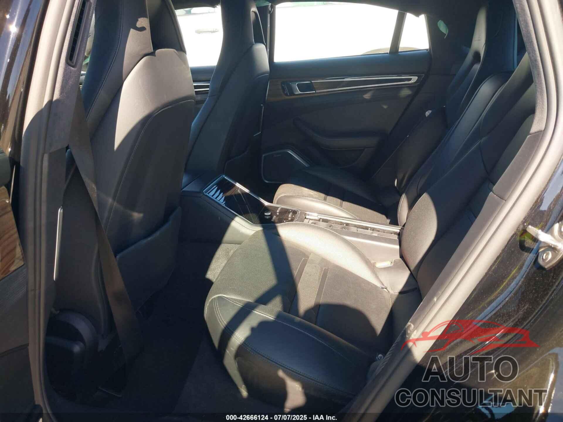 PORSCHE PANAMERA 2017 - WP0AF2A77HL151521