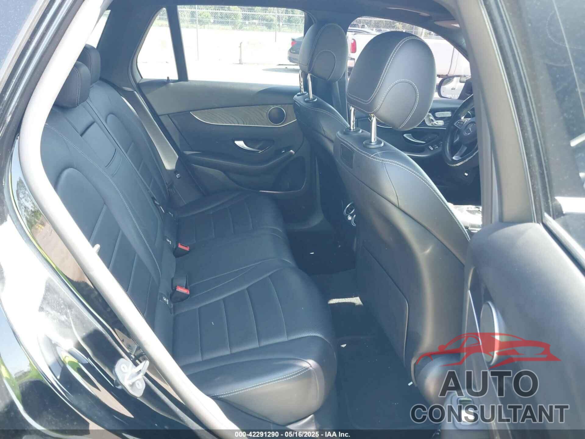 MERCEDES-BENZ GLC 300 2018 - WDC0G4JB2JV080290