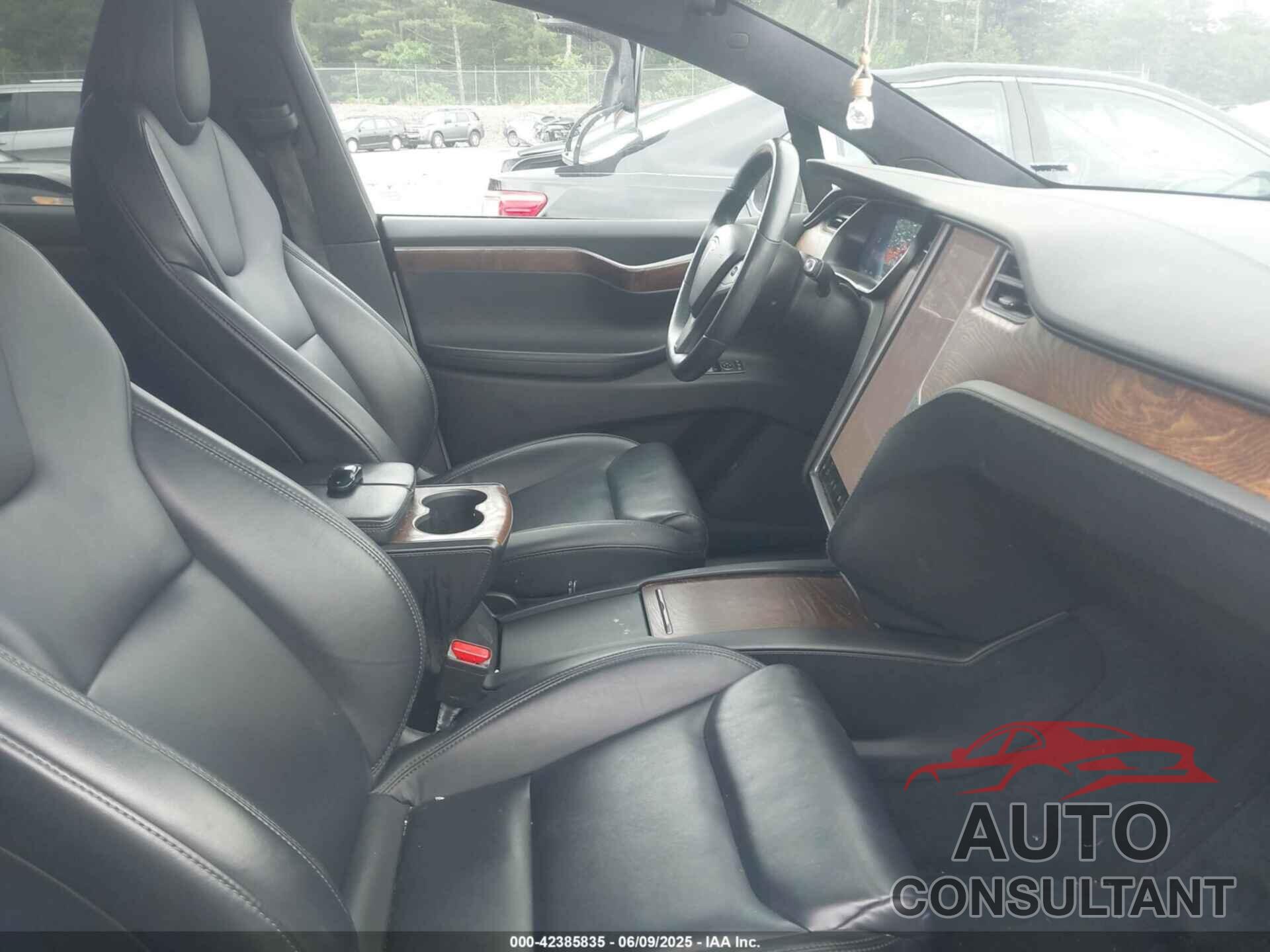 TESLA MODEL X 2021 - 5YJXCDE24MF322574