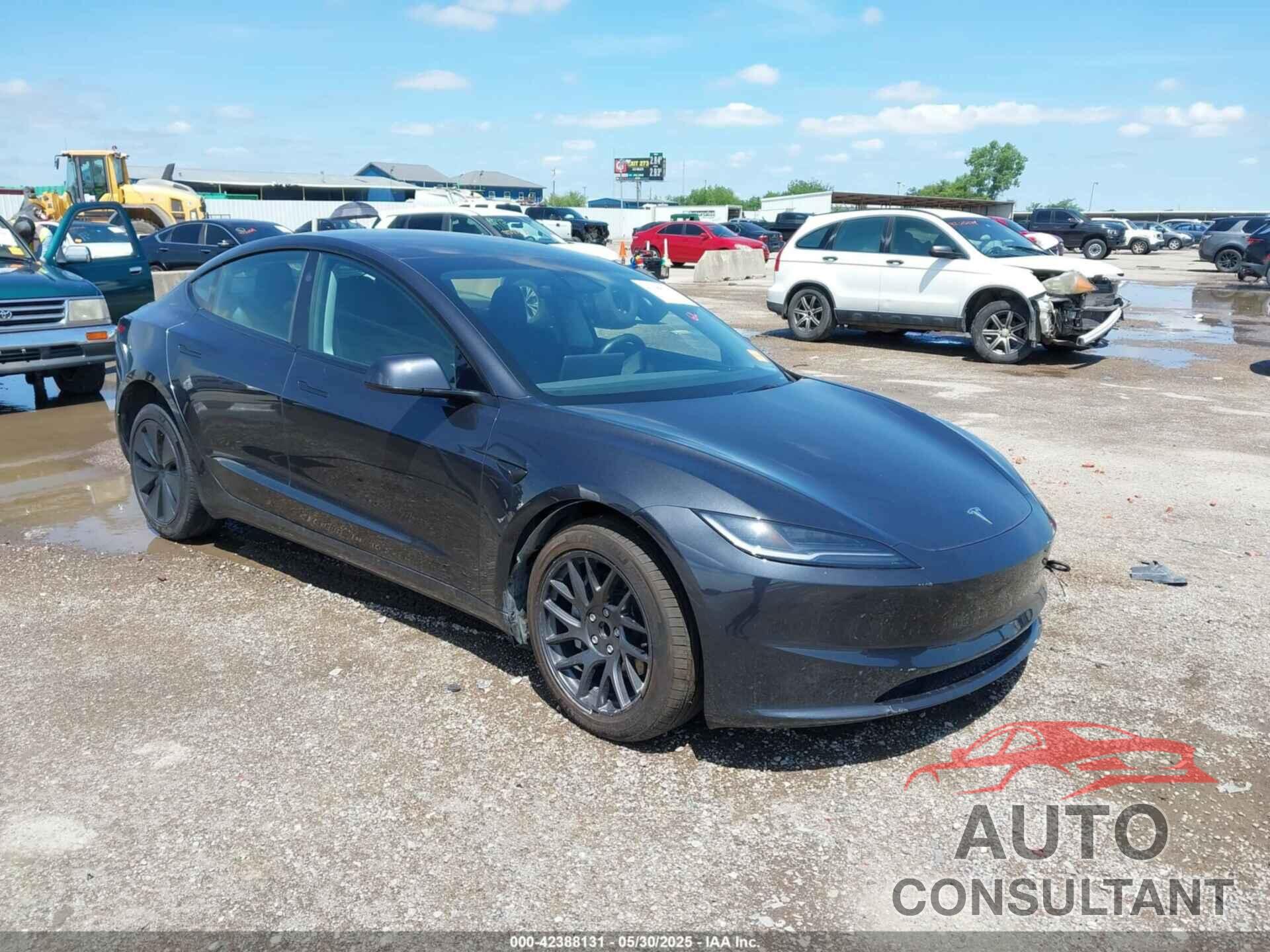 TESLA MODEL 3 2025 - 5YJ3E1EA3SF951271