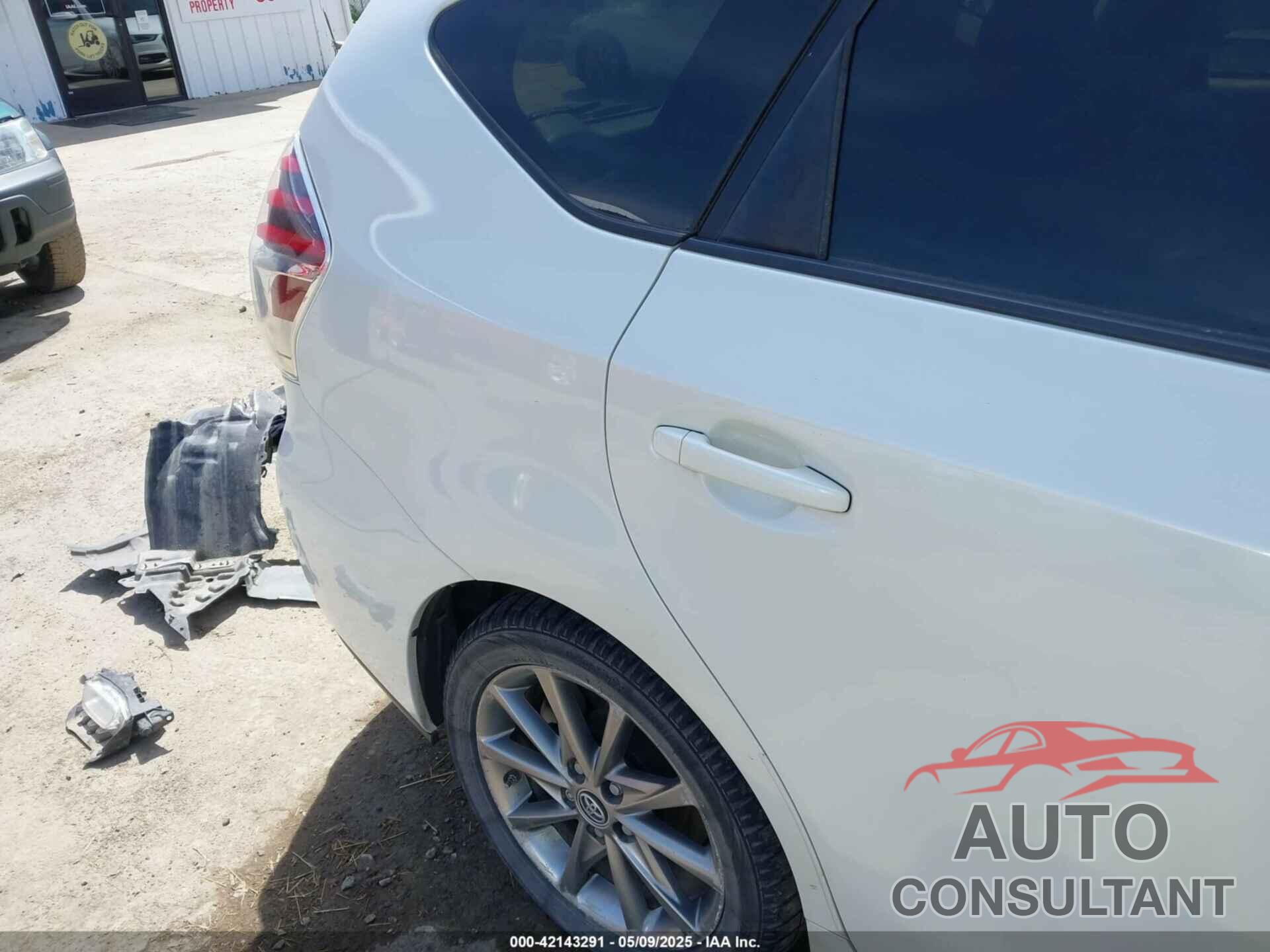 TOYOTA PRIUS V 2016 - JTDZN3EU6GJ047561