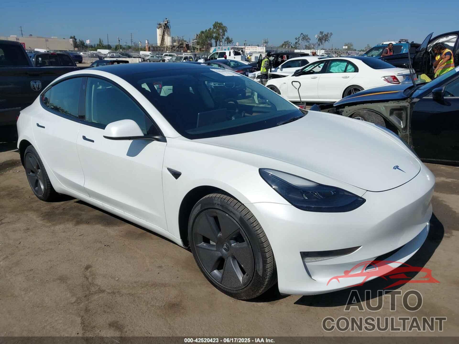 TESLA MODEL 3 2023 - 5YJ3E1EA5PF401237