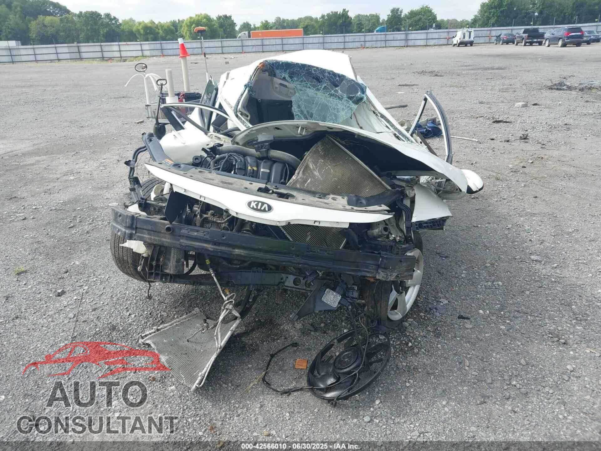 KIA OPTIMA 2015 - KNAGM4A75F5529894