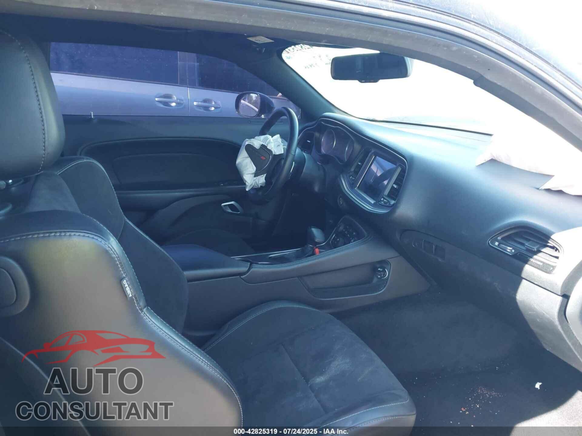 DODGE CHALLENGER 2017 - 2C3CDZFJ3HH666478