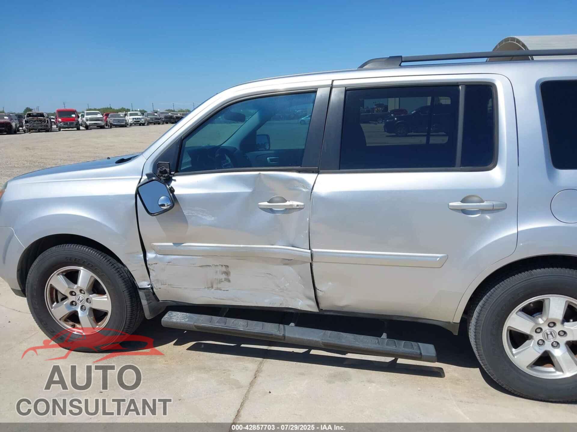 HONDA PILOT 2011 - 5FNYF3H46BB012829