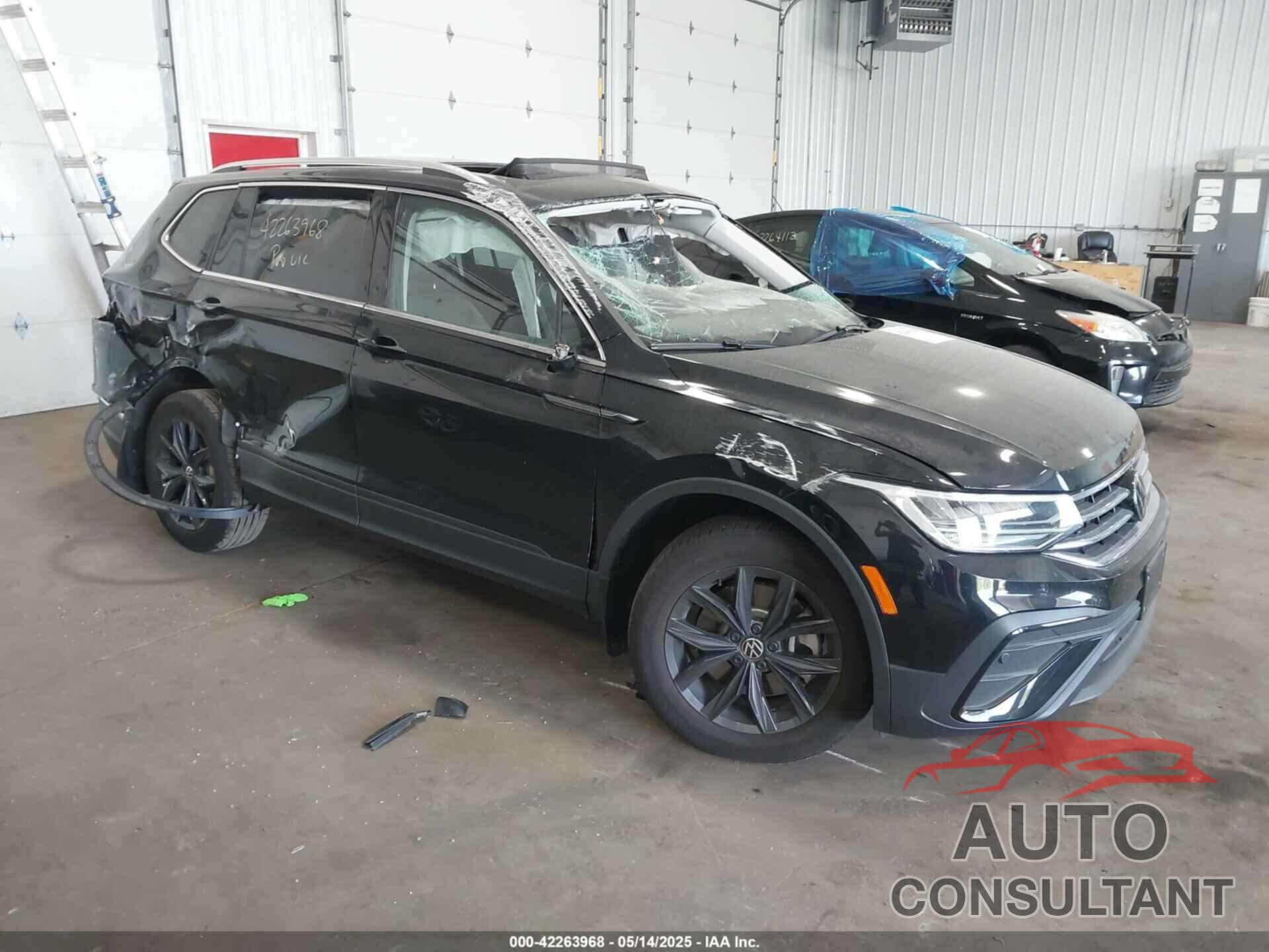 VOLKSWAGEN TIGUAN 2024 - 3VVMB7AX3RM175693
