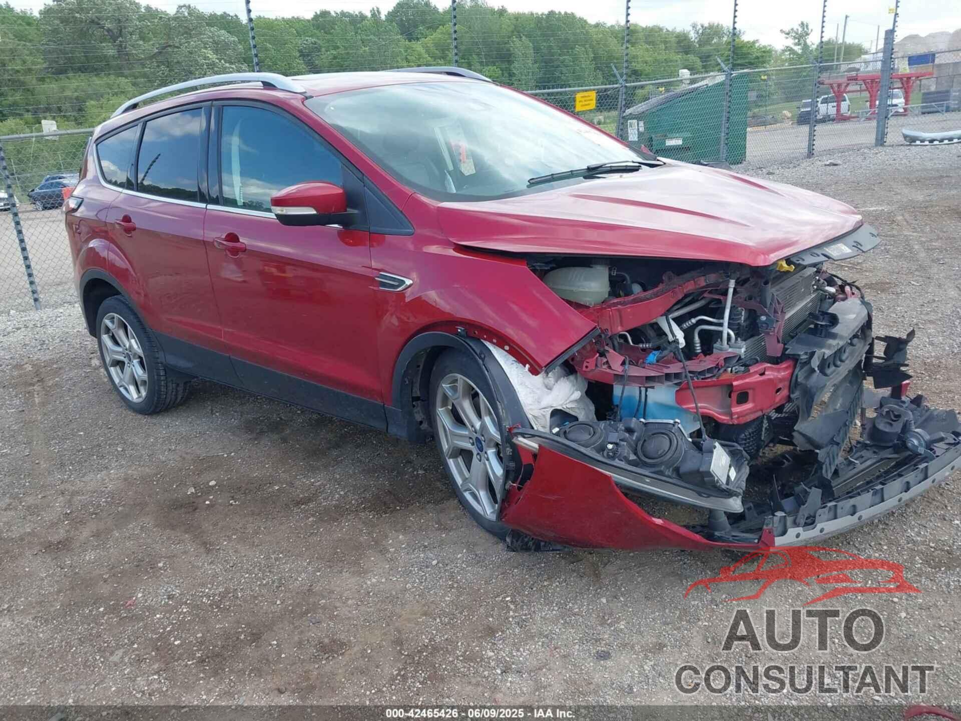 FORD ESCAPE 2018 - 1FMCU9J93JUB98937