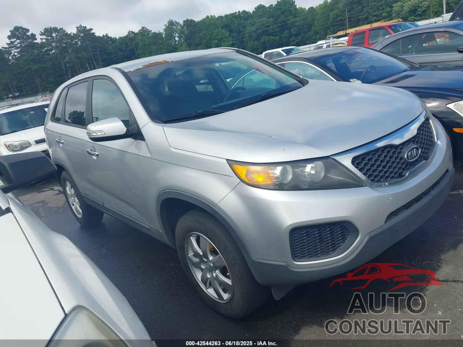 KIA SORENTO 2013 - 5XYKT3A1XDG394440