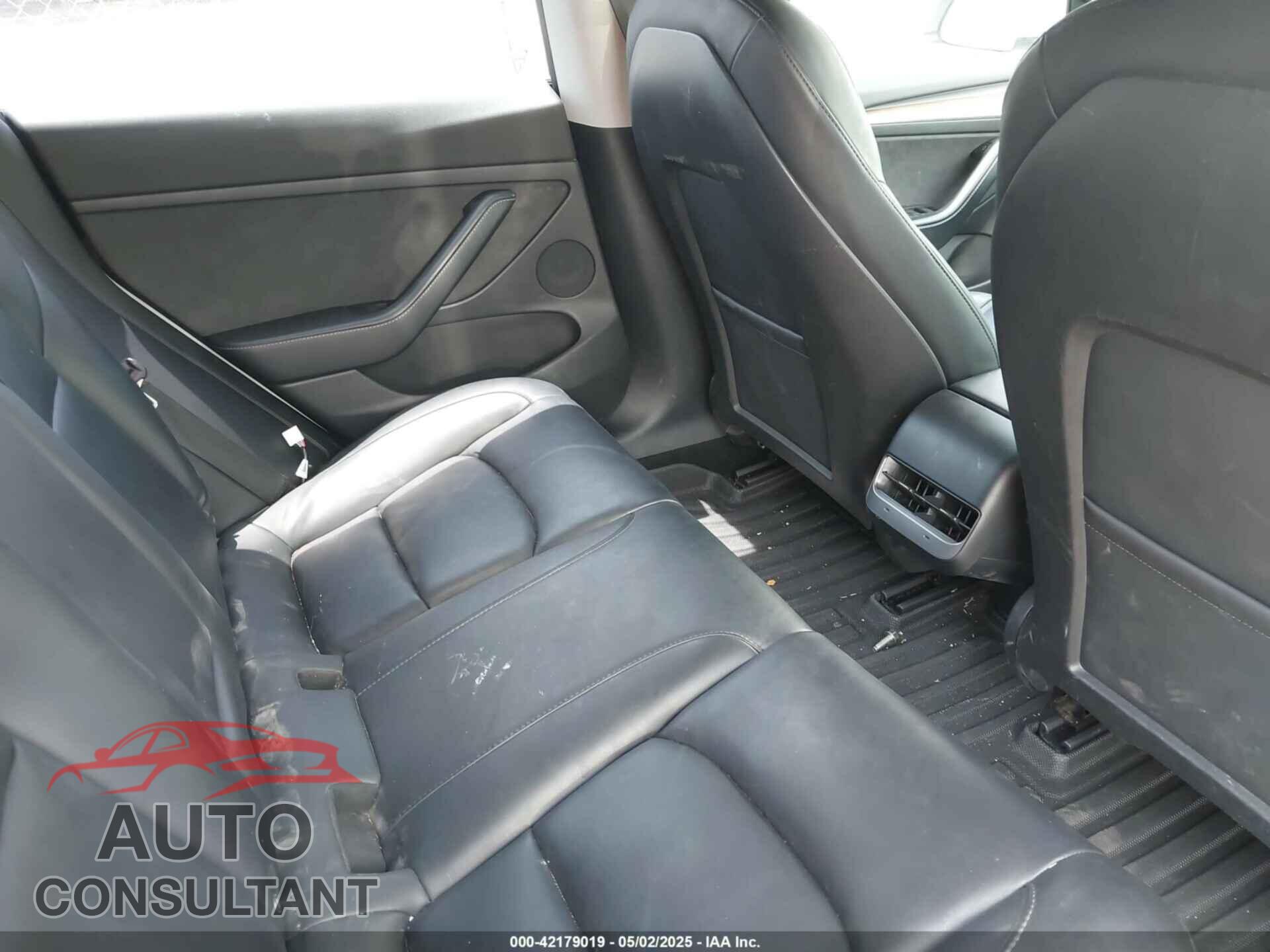 TESLA MODEL 3 2022 - 5YJ3E1EA7NF338526