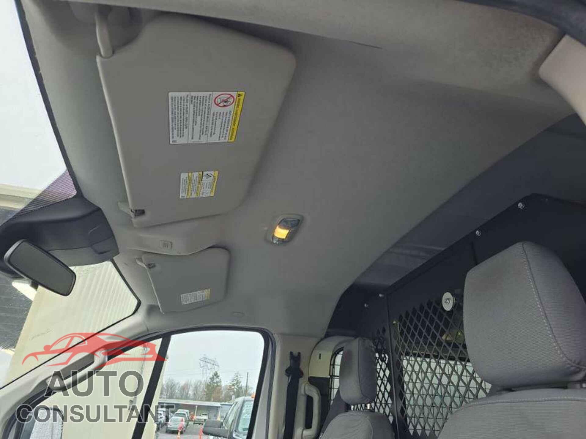 FORD TRANSIT 2017 - 1FTYR1YG5HKA63739