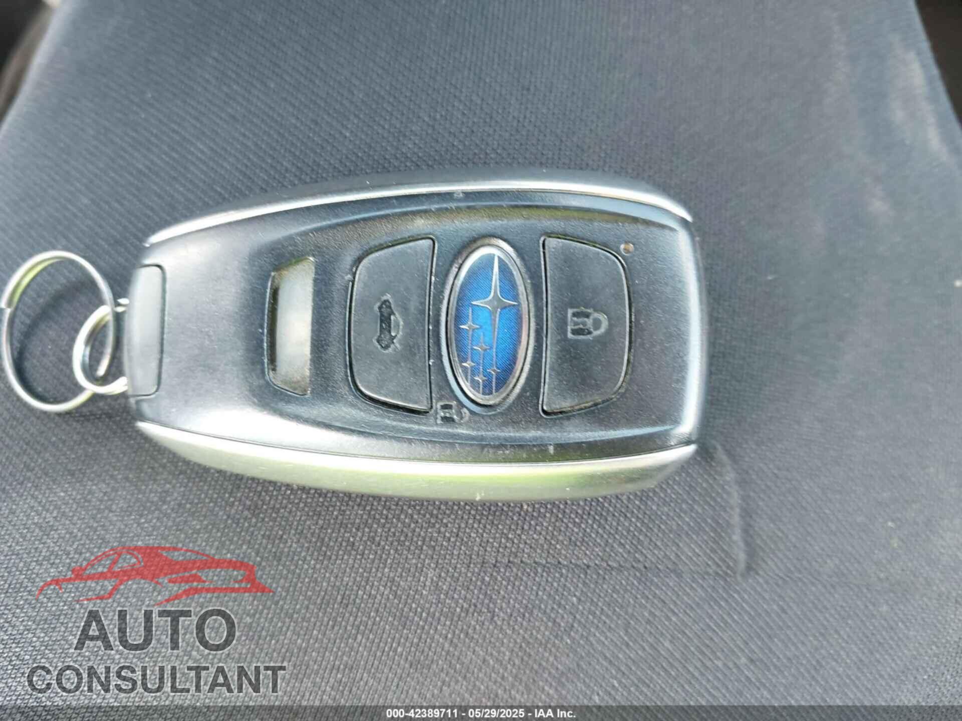 SUBARU OUTBACK 2017 - 4S4BSAKC8H3297086